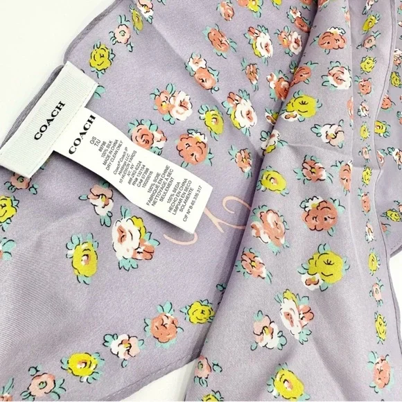 Silk Scarf MIST Essential Tea Rose Diamond COACH Scarf - Picture 6 of 6